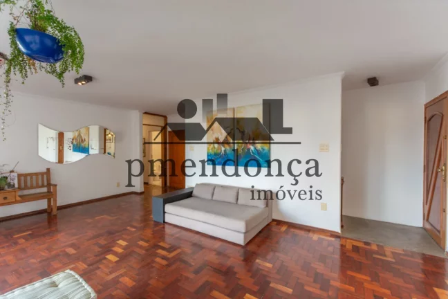 Imagem Apartamento com 150m² em Higienópolis, 3 quartos (1 suíte) e 1 vaga.