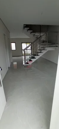 Imagem SOBRADO com 3 dormitórios à venda com 132.68m² por R$ 599.000,00 no bairro Centro - QUATRO BARRAS / PR