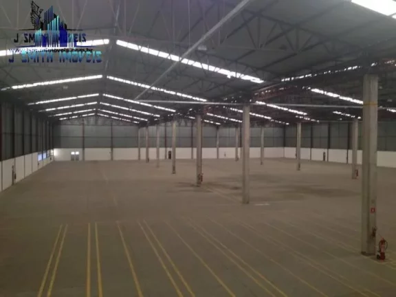Imagem GALPÃO LOGÍSTICO E INDUSTRIAL EM POOLO INDUSTRIAL NO TAMBORÉ, PRÓXIMO DA CASTELO.

Área Cosntru...