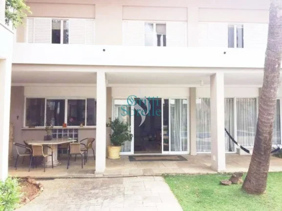 Imagem Excelente Casa à venda em Indianópolis - São Paulo/SP.