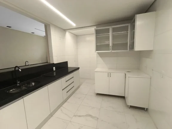 Imagem Otimo Sobrado 3/4 C Suite No Jardim Vitoria Com Area Gourmet