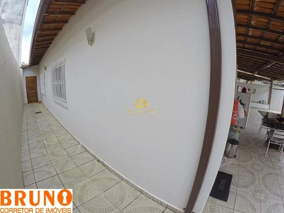 Imagem Excelente oportunidade de adquirir uma casa no bairro Itapebussu, em Guarapari! Localizada em uma á...