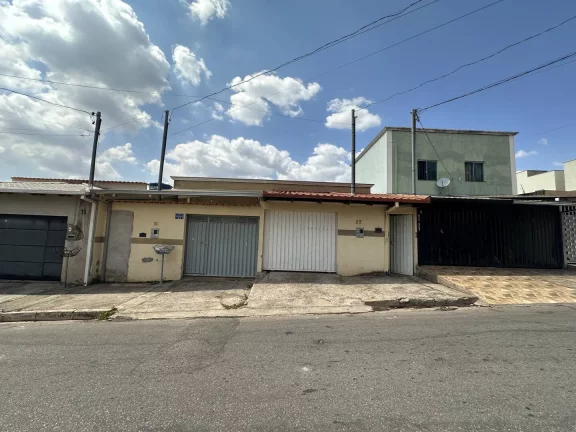 Casa com 3 Quartos à Venda, 100 m² em Bosques De Ibirité - Ibirité