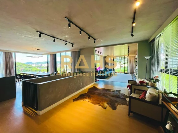 Imagem Casa averbada no Bairro América em Joinville com Vista incrível da Cidade. próximo a panificadora...