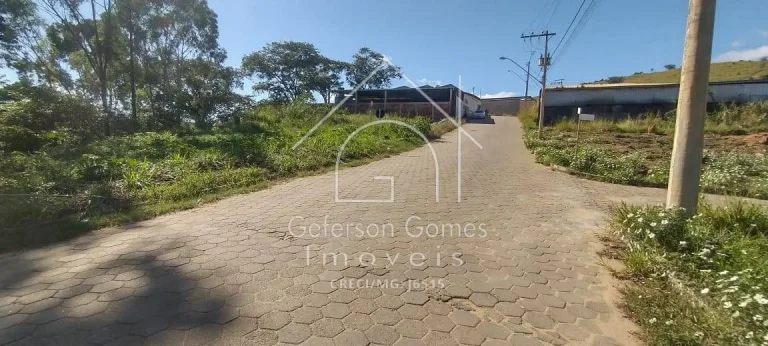 Imagem Lote à Venda - Com 367,86M² - Vila Florindo - Mantena - MG