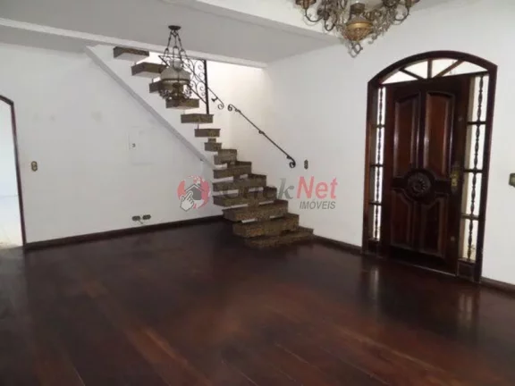 Imagem Sobrado para Venda na Vila Gilda, 4 dormitórios, 2 suítes, 2 vagas, 224 m²