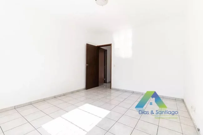 Imagem Casa com 3 dormitórios Com suite e 3 vagas próximo ao Metrô Alto do Ipiranga em Vila Gumercindo/SP!