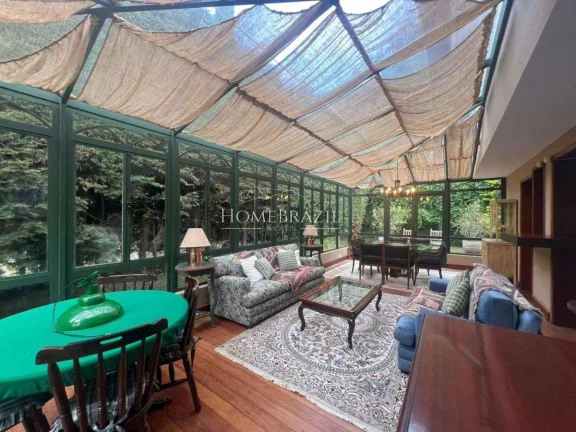 Imagem Casa de condomínio para alugar, com 4 quartos, 250m2