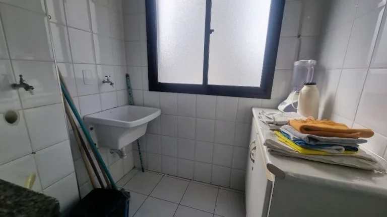 Imagem Apartamento com 2 dormitórios à venda, 76 m² - Pitangueiras - Guarujá/SP