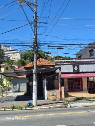 Imagem Terreno com 416 metros quadrados - medidas 32,00 laterais x 13,00 de frente - Terreno de esquina em ...