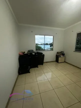 Imagem Casa Duplex com Terraço, Quintal Amplo e 160m² de Área Construída