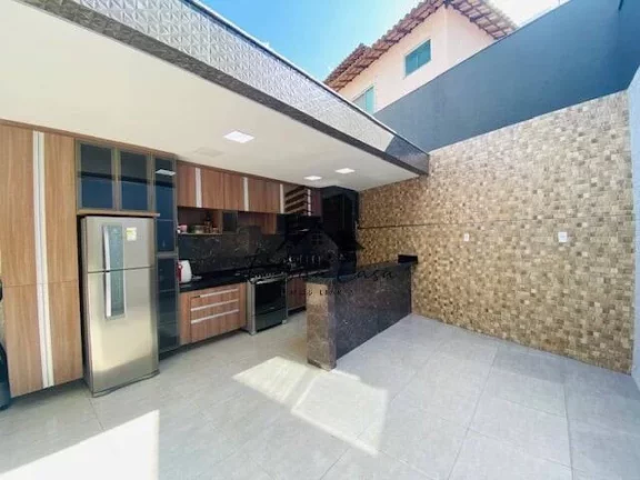 Imagem Casa a venda 3 quartos - Bairro Cabral - Contagem/MG