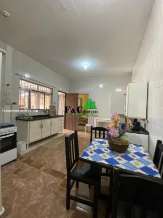 Imagem Casa para Venda em Peruíbe, Vila Erminda, 3 dormitórios, 1 suíte, 1 banheiro, 3 vagas
