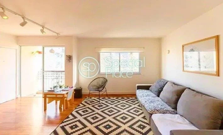 Imagem Ótimo apartamento em Moema Pássaros - 111m² - Andar alto - Living com varanda - Sala de jantar - ...