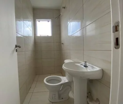 Imagem Sobrado de Esquina no Tatuquara - 42 m² - R$280 mil