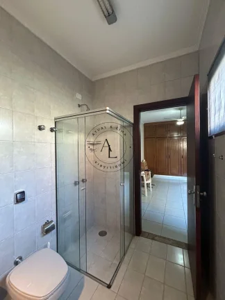 Imagem Casa à Venda no Parque Taquaral - 3 Quartos (1 Suíte) e com Edícula nos fundos - Campinas