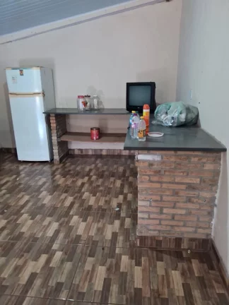 Imagem ALUGA-SE LINDA CHÁCARA TODA DE LAGE AREA EM L