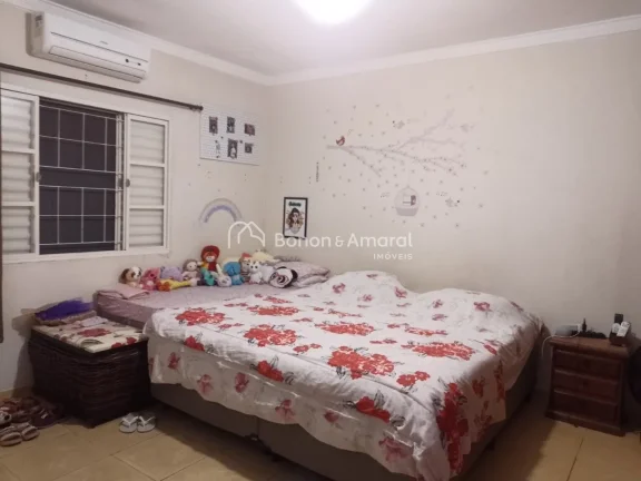 Imagem Chácara com excelente localização, a apenas 5 minutos do centro de Paulínia e com fácil acesso ...