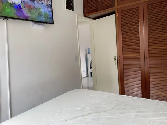 Imagem APARTAMENTO NO CENTRO DO GUARUJÁ COM 2 DORMITÓRIOS