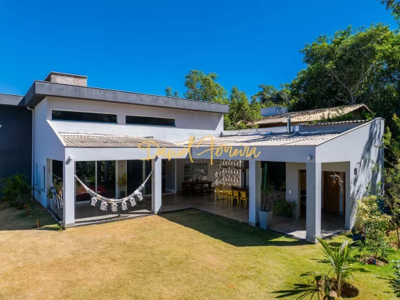 Imagem Casa Moderna com Vista para as Montanhas no Condomínio Santa Monica
