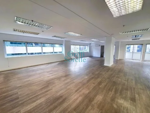 Imagem Conjunto Comercial para Alugar em Vila Olímpia - São Paulo/SP.