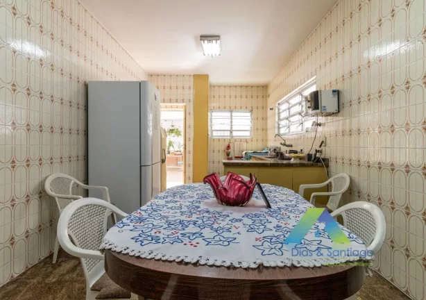 Imagem Casa Assobradada com 4 dormitórios e 4 banheiros ao lado do Metrô Praça da Árvore em Vila da Saúde, São Paulo/SP