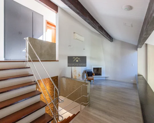 Imagem CAMPO BELO SOBRADO ALTO PADRÃO RECÉM-REFORMADO 425,00 M 4 SUÍTES DUPLEX COPA COZINHA LAREIRA PORCELANATO ÁREA GOURMET PISCINA 4 VAGAS RUA TRAQUILA