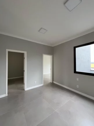 Imagem Casa Moderna com 3 Suítes, Espaço Gourmet e Condomínio Reserva dos Ypês II!