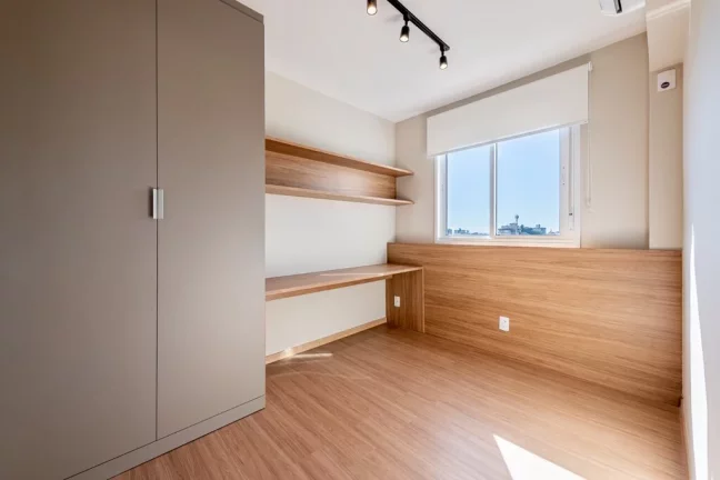 Imagem Apartamento à venda no bairro Passo da Areia - Porto Alegre/RS