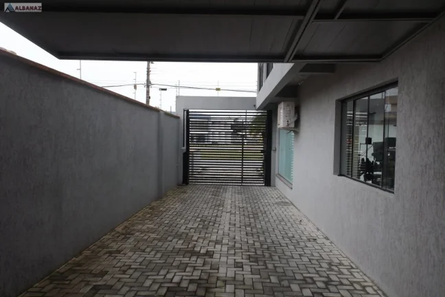 Imagem Casa Alto Padrão para Venda em Universitário Tijucas-SC