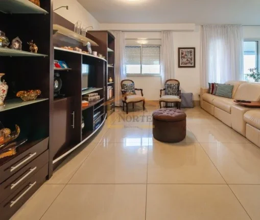 Imagem Apartamento 3 dormitórios, sendo 2 suítes, 1 delas máster com closet, piso laminado, sala ampla, ...
