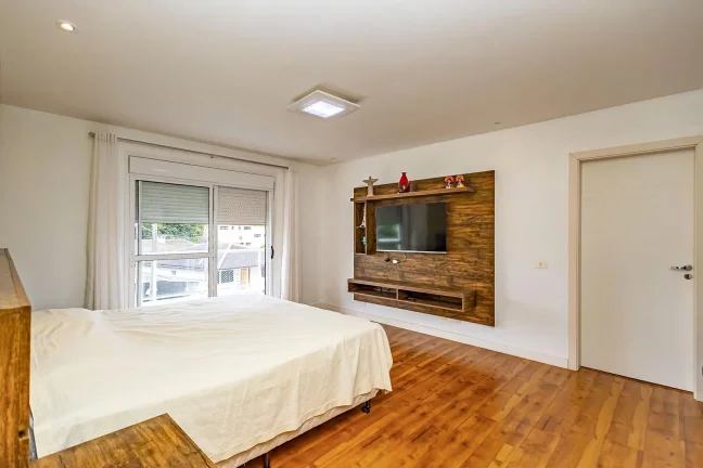 Imagem Casa 4 quartos em condomínio no São Bráz Curitiba