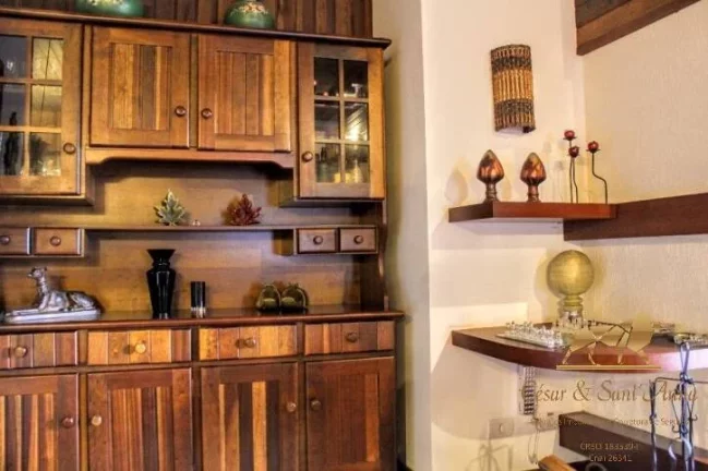 Imagem Apartamento com 3 dormitórios à venda no Capivari em Campos do Jordão/SP