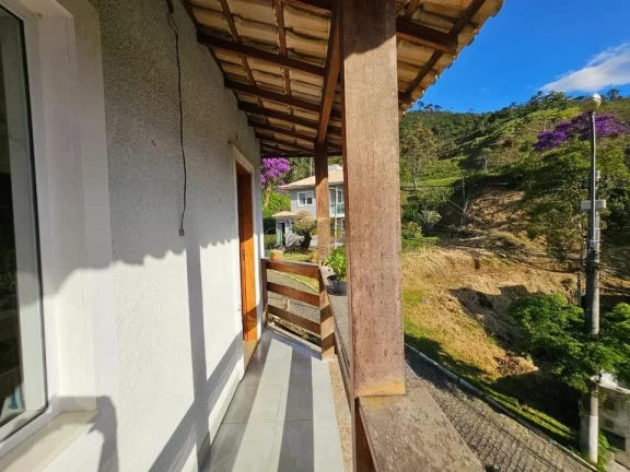 Imagem Casa em Condomínio para Venda em Teresópolis / RJ no bairro Tijuca