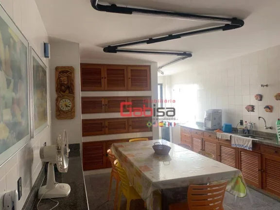 Imagem Cobertura com 3 dormitórios à venda, 266 m² por R$ 1.500.000,00 - Centro - Cabo Frio/RJ