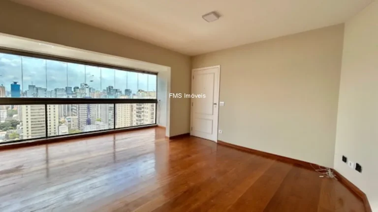 Imagem Apartamento à venda em Moema, SP: 3 quartos, 1 suíte, 1 sala, 2 vagas, 118m² de área. Venha conferir!