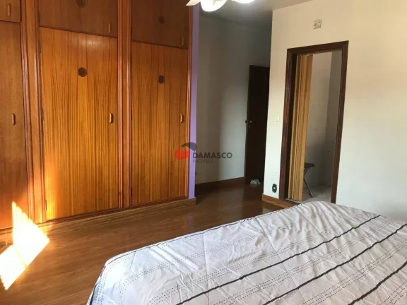 Imagem Sobrado à venda 4 Quartos, 1 Suite, 2 Vagas, 257M², Vila Palmares, Santo André - SP
