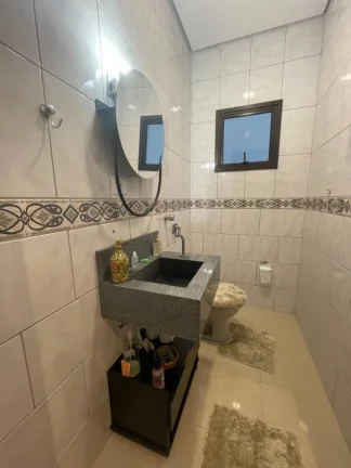 Imagem Casa para Venda em Santo André, Vila Camilopolis, 4 dormitórios, 2 suítes, 2 banheiros, 4 vagas
