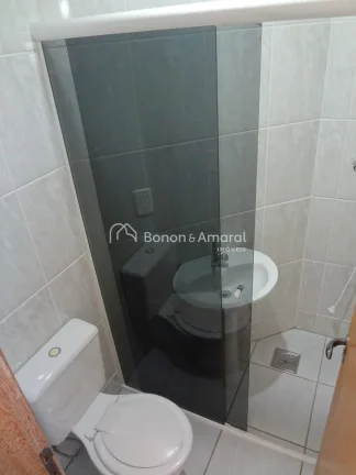 Imagem Amplo apartamento para locação em rua tranquila, com 4 dormitórios, sendo 1 suíte com hidromassa...