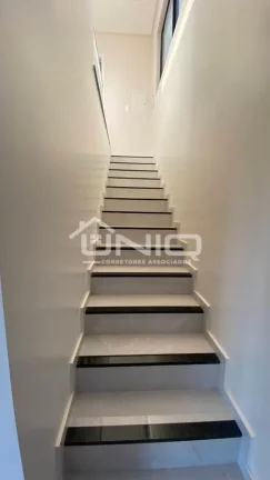Imagem Sobrado Novo 3 Suítes Fraron