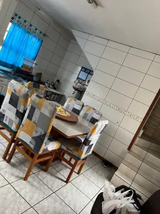 Imagem Casa para Venda em Santa Maria / RS no bairro Pé de Plátano