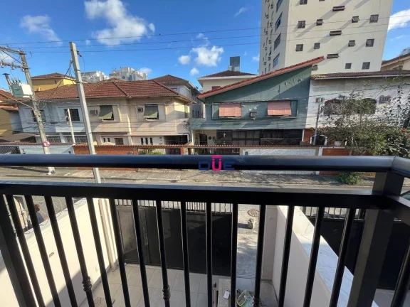 Imagem Sobrado com 3 dormitórios à venda, 156 m² por R$ 1.950.000 - Boqueirão - Santos/SP