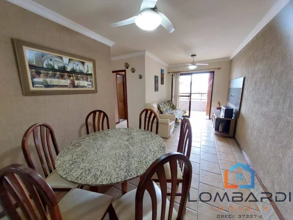 Imagem Ótimo apartamento com ampla planta e a poucos metros da praia !