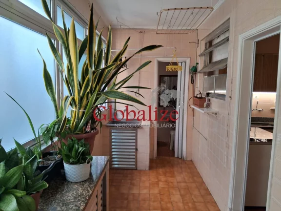 Imagem Belo Apartamento com 3 dormitórios em Santos na Ponta da Praia muito bem localizado por R$ 860.000,00