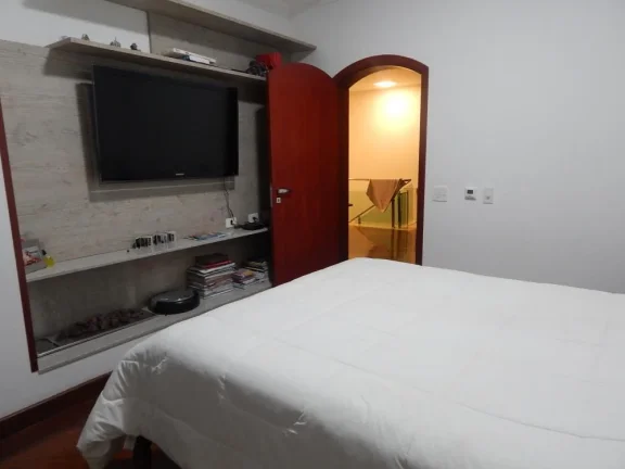 Imagem Casa no Res. Morada dos Lagos - 480m²
