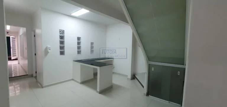 Imagem CASA COMERCIAL PARA LOCAÇÃO NA RUA TUTOIA