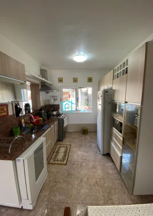 Imagem Casa 5 dormitórios com 2 suítes, com piscina, churrasqueira no bairro Partenon/Jardim Botânico