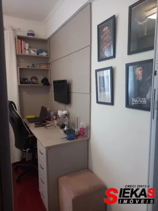Imagem Imóvel de Luxo no Tatuapé: Apartamento de 2 Quartos, 1 Banheiro e Vaga de Garagem - São Paulo-SP - 70m². Venha Conferir!