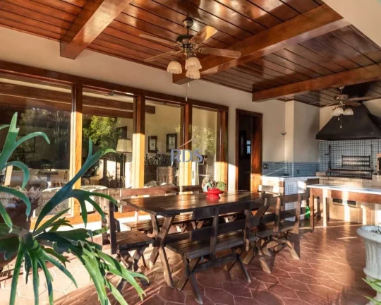 Imagem CASA RESIDENCIAL em Campos do Jordão - SP, Capivari