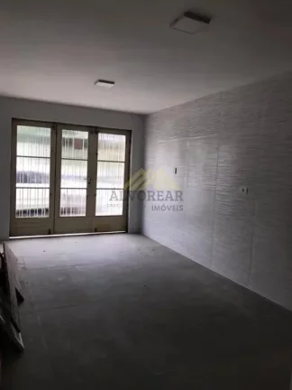 Imagem Sobrado Espaçoso à Venda na Vila Gumercindo